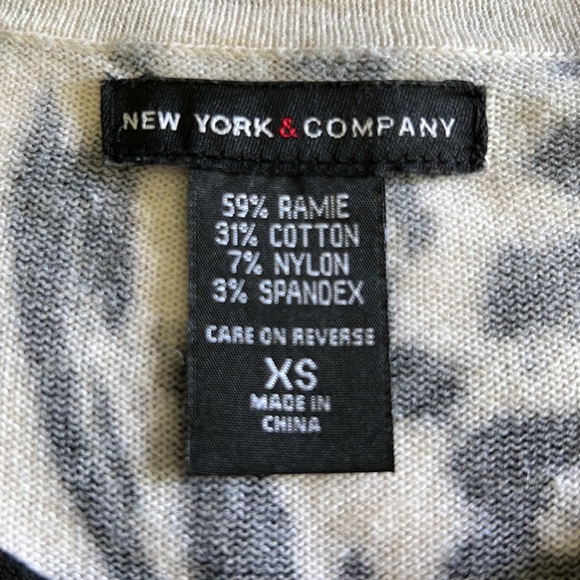 Ladies Cardigan Sweater - Picture 3 of 3